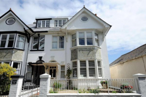 2 Hadleigh Villas